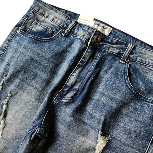 Men’s Distressed Vintage Bkue Wash Denim Skinny Jeans - Picture 3 of 9